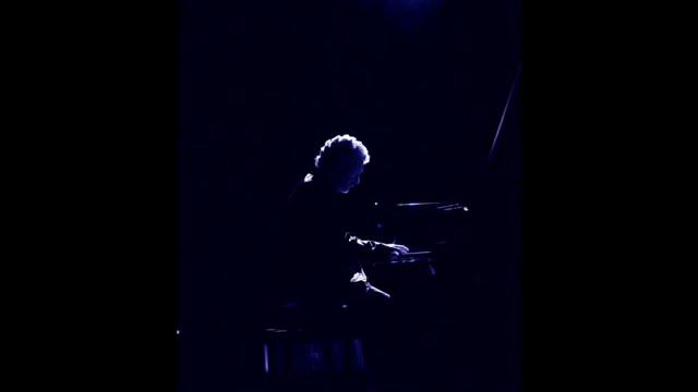 MARIA DEL MAR BONET I MANEL CAMP-Abraça'm (Fotos Juan Miguel Morales López) смотреть онлайн