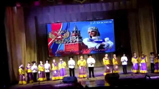 Народный хор Млада Русь и Детский народно-сценический казачий ансамбль Ладушки смотреть онлайн