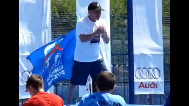 Зарядка с чемпионом.Костя,Тимофей Цзю смотреть онлайн