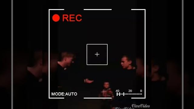 Листья падают! смотреть онлайн