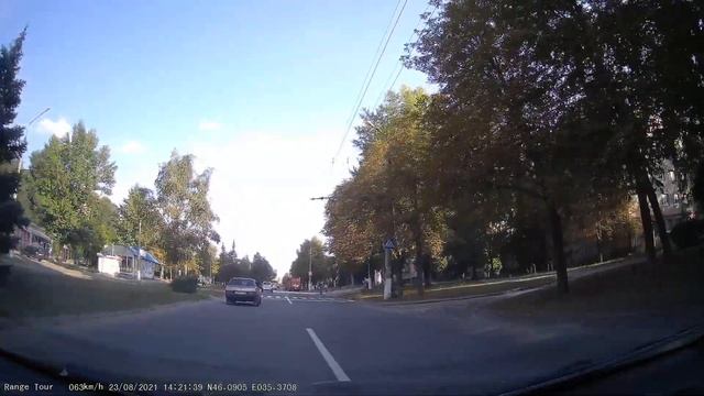 Луганск, кв. Молодежный, ул. Буденного, Карпинского. 2021/08/23 смотреть онлайн