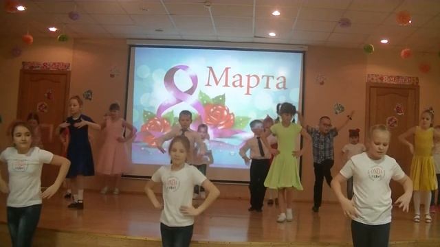 Бальные танцы - младшая группа смотреть онлайн