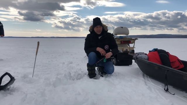 За селедкой на озеро Тунайча / Сахалин / Зимняя рыбалка смотреть онлайн