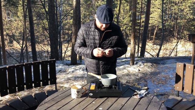 HOT CHOCOLATE /ГОРЯЧИЙ ШОКОЛАД НА СВЕЖЕМ ВОЗДУХЕ | КРУТОЙ СОГРЕВАЮЩИЙ НАПИТОК смотреть онлайн