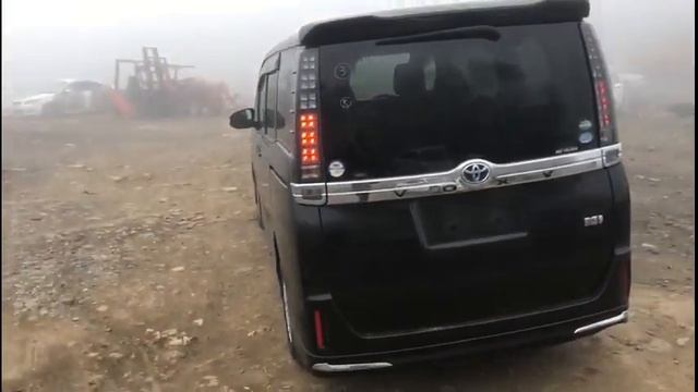 Тойота Вокси смотреть онлайн
