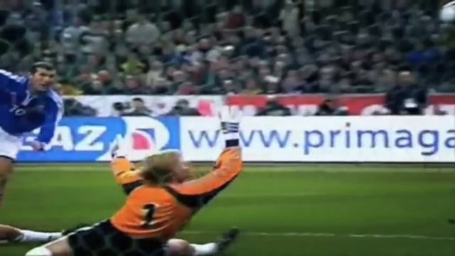 Vaudeville Smash - Zinedine Zidane Ft. Les Murray (with Pictures)