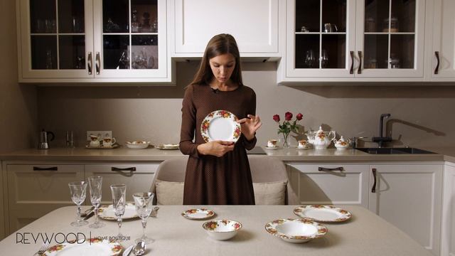 OLD COUNTRY ROSES от Royal Albert / Столовые предметы смотреть онлайн