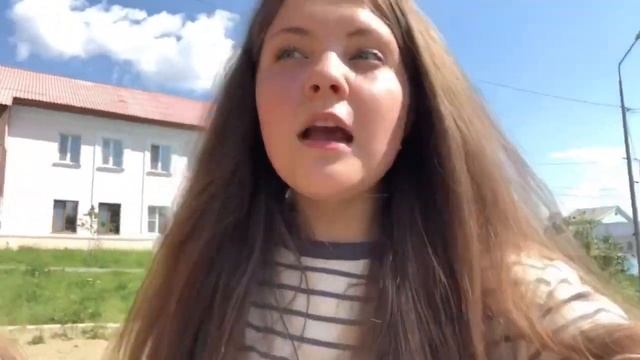 ГУЛЯНКА УДАЛАСЬ.МАША УПАЛА В ГРЯЗЬ? смотреть онлайн