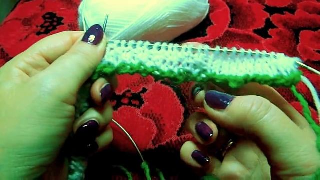 Вяжем  СНУД спицами и ШАПКУ/Runder Schal Und Mütze Stricken/  Für Anfänger