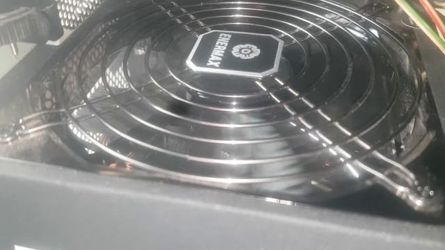 Enermax Revolution DF - Dust Free Rotation DFR technology. смотреть онлайн