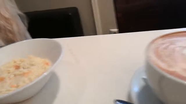 LIVE 013. И снова завтрак в Шоколаднице