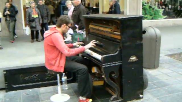 Rock'n'Roll on the streets of Antwerpen смотреть онлайн