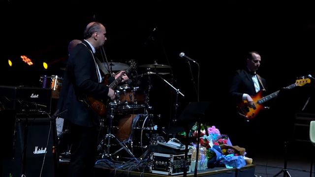 ПЕСНЯ НА БИС — Jalal Abbasov & SHANSON Cover Band (А. ПУГАЧЕВА) смотреть онлайн