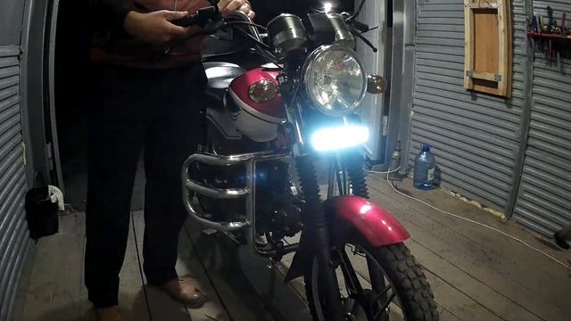 Как правильно заводить мопед Альфа 110. Или замена свечи необратима смотреть онлайн