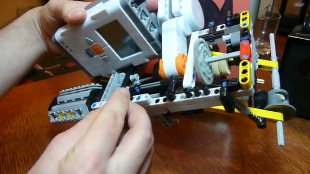 Коробка передач из LEGO смотреть онлайн