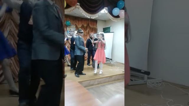 Это мой клас . Танец опа в 5 класс!!! смотреть онлайн