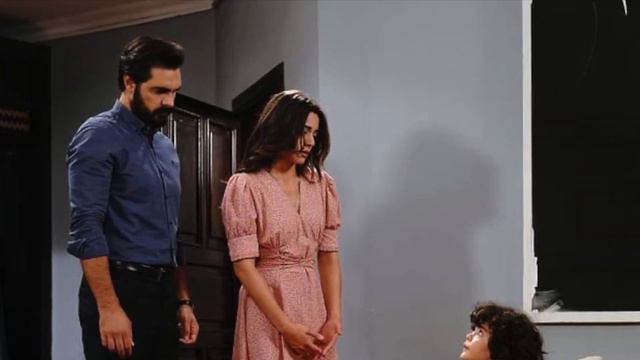 Nazmiye Yılmaz said that she will no longer prevent the love of Halil and Sıla смотреть онлайн