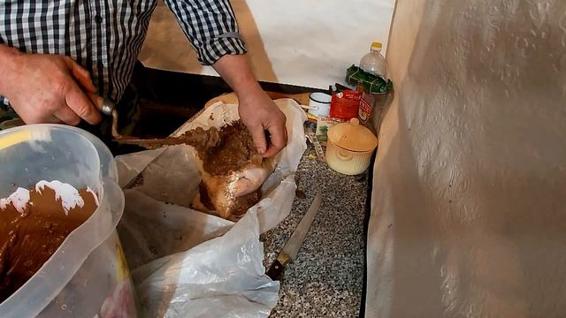 курица запеченая в глине смотреть онлайн