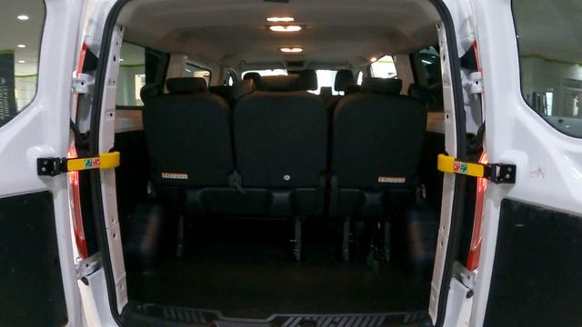FORD Transit Custom Kombi 2.0 TDCI 96kW 320 L1 Trend смотреть онлайн