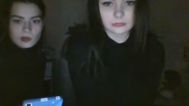 Ксюша и Аня из перми чудят в видео чате вичатер