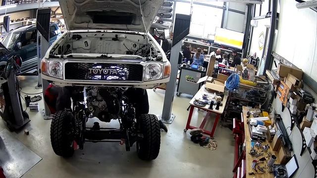 Toyota Land Cruiser KZJ71 смотреть онлайн