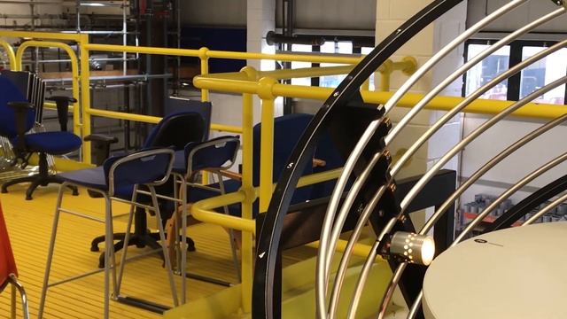 Sun Emulator Heliodon demonstration - EGIS смотреть онлайн