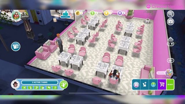 The Sims Freeplay Midtown Cafe build! смотреть онлайн