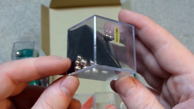 ebay Unboxing: Vintage 1993 Chadwick Mind Teaser Games (Ball Bearing Dexterity Cubes) смотреть онлайн