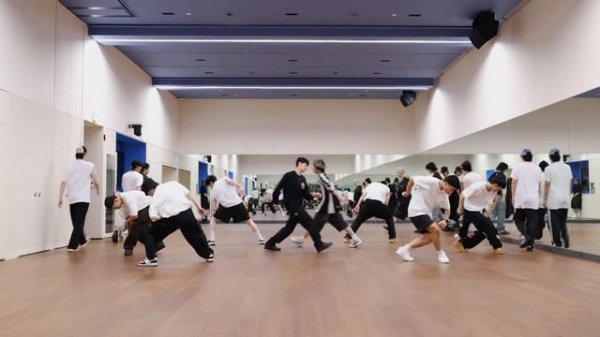 Stray Kids 'JJAM' Dance Practice Video