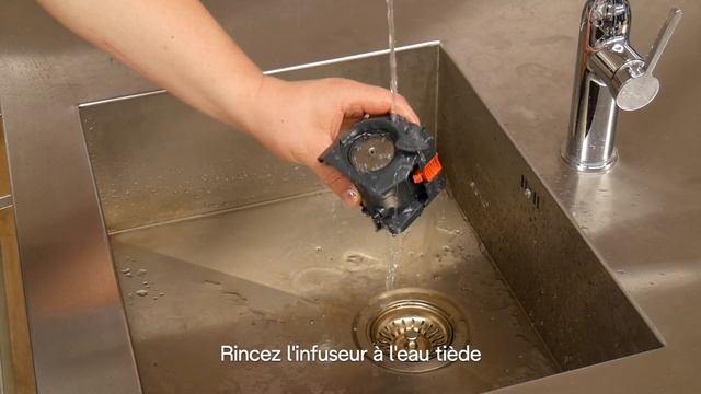 Magnifica S & Magnifica Smart S | Comment nettoyer l'infuseur de votre machine? смотреть онлайн