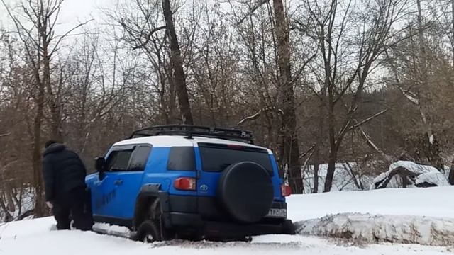 Fj cruiser и снег с песком смотреть онлайн