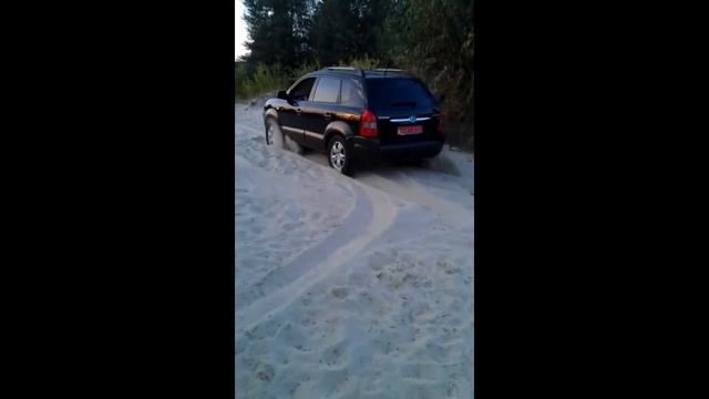 Tucson 2.7 4wd автомат. Оболонь. "Африка" Песок. 4x4 off road смотреть онлайн