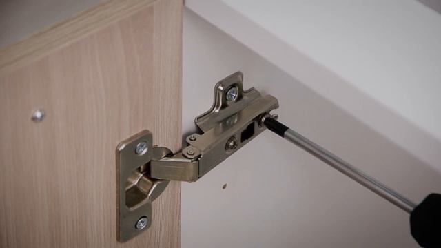 Установка и регулировка мебельных петель смотреть онлайн