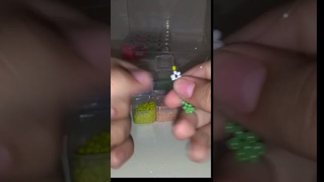 КОЛЬЦО ИЗ БИСЕРА РОМАШКА ПЯТЬ МИНУТ ЛЕГКО И БЫСТРО?✨ смотреть онлайн