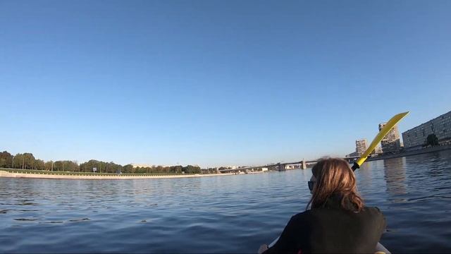 НА БАЙДАРКЕ ПО НЕВЕ! ОТ ШЛИССЕЛЬБУРГА ДО ВАСИЛЬЕВСКОГО ОСТРОВА. смотреть онлайн