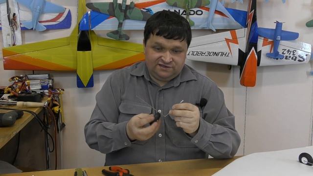 Установка ретрактов на Ил-2 980 / ALNADO смотреть онлайн