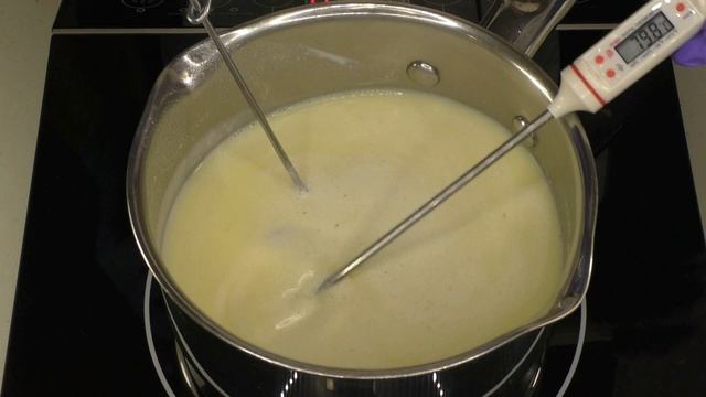 Мороженое ПЛОМБИР. Как приготовить ТОРТ МОРОЖЕНОЕ в домашних условиях. Видео рецепт. смотреть онлайн