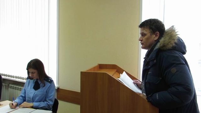 В суде допросили эксперта, оценившего землю экс-начальника ОМВД Бердска смотреть онлайн