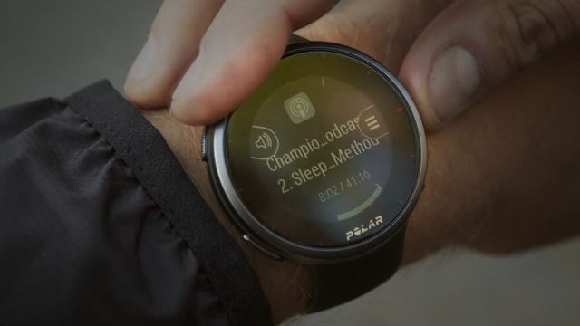 Polar Vantage V2 | Music controls смотреть онлайн