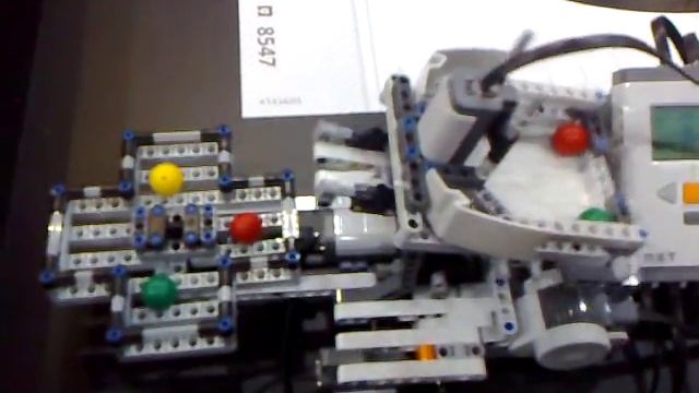 LEGO mindstorms colour sorter смотреть онлайн