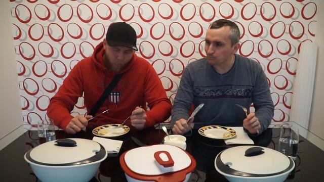 ИНОСТРАНЦЫ ПРОБУЮТ РУССКУЮ ЕДУ смотреть онлайн