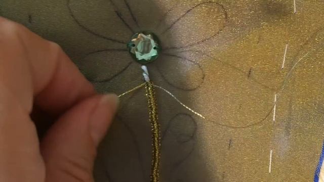 Золотное шитье/Embroidery is a golden thread. смотреть онлайн
