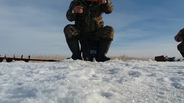 Оз. Сасык-Коль.Первый лед. смотреть онлайн