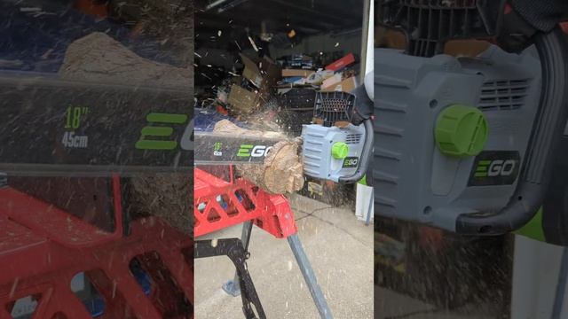 EGO 18 INCH CHAINSAW 10 Amp Battery