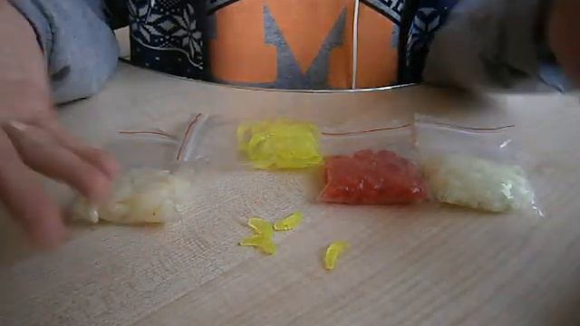 Искусственный опарыш с AliExpress