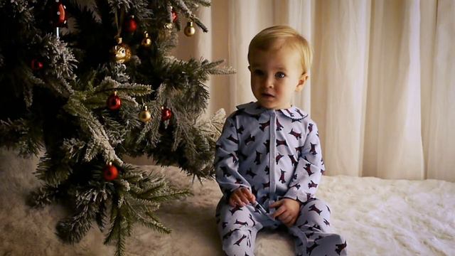 Baby's First Christmas смотреть онлайн