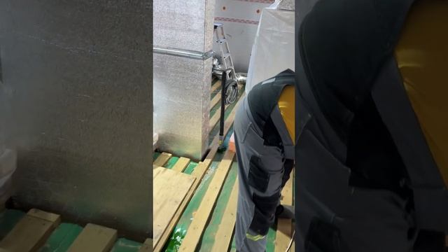 Монтаж воздушного отопления второй этап - прокладка воздуховодов