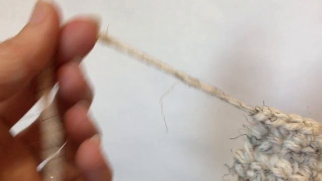 How to Fasten Off and Weave in Ends in Crochet смотреть онлайн