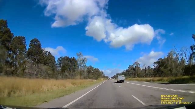 Sydney to Tamworth - A Complete Real Time Road Trip смотреть онлайн