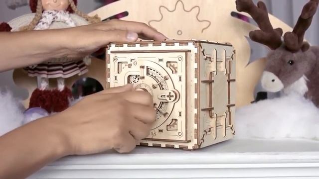 UGEARS СЕЙФ